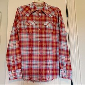 Ladies Wrangler Pearl Snap Distressed Shirt
